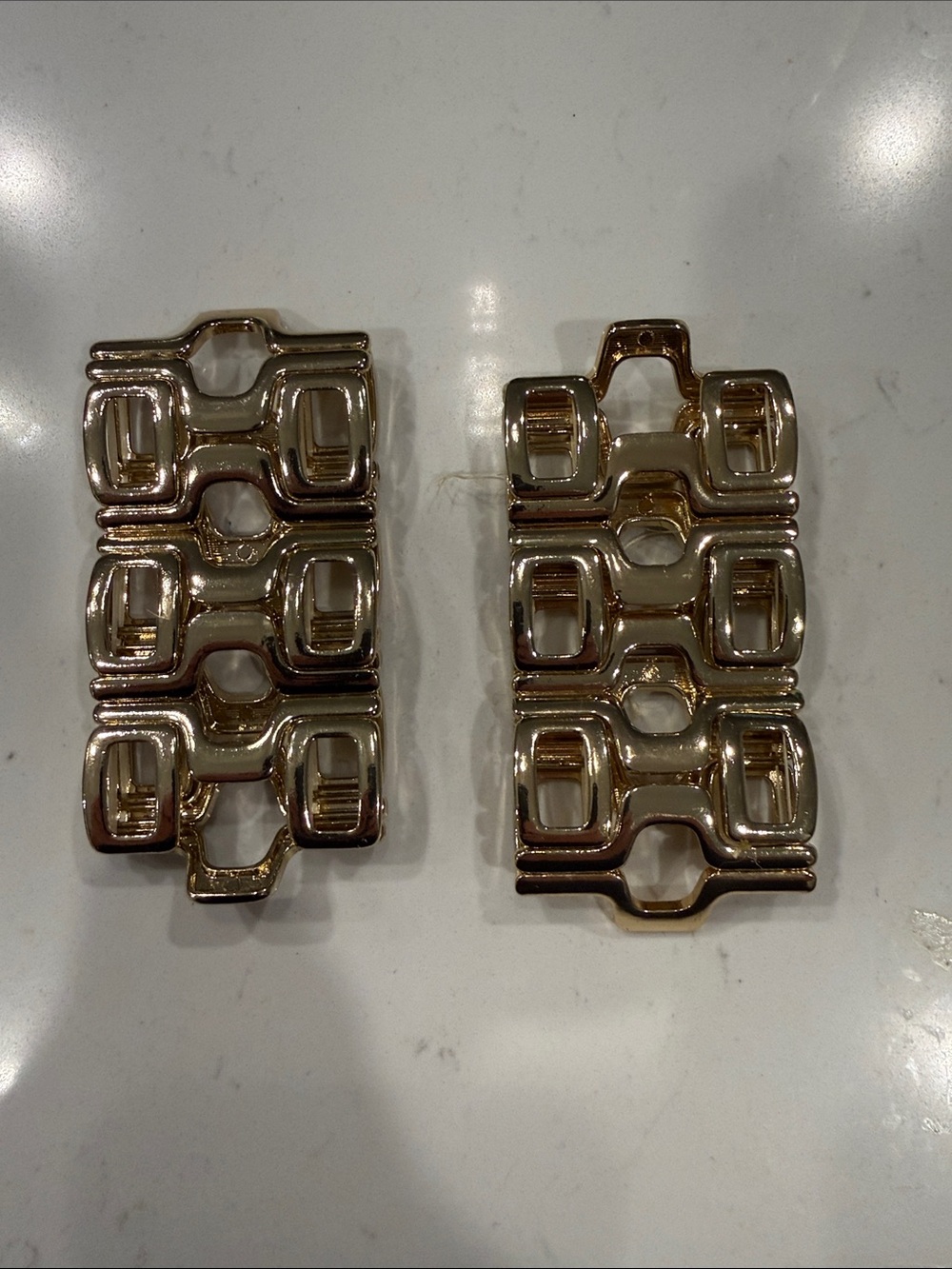Pair of Gold Geometric Link stretch cuff bracelet